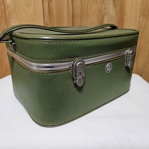 Vintage Green Train Case Hand Luggage 14x10 *No Key*